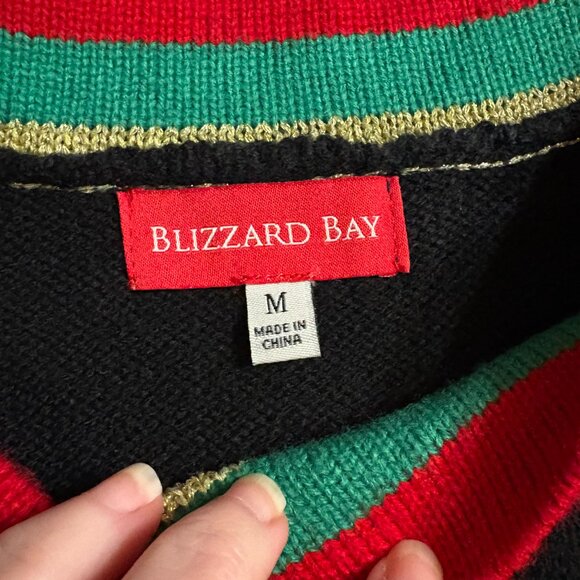 Blizzard Bay M Ugly Christmas Sweater Pug Pom Poms Cozy Grandmacore - Picture 5 of 10